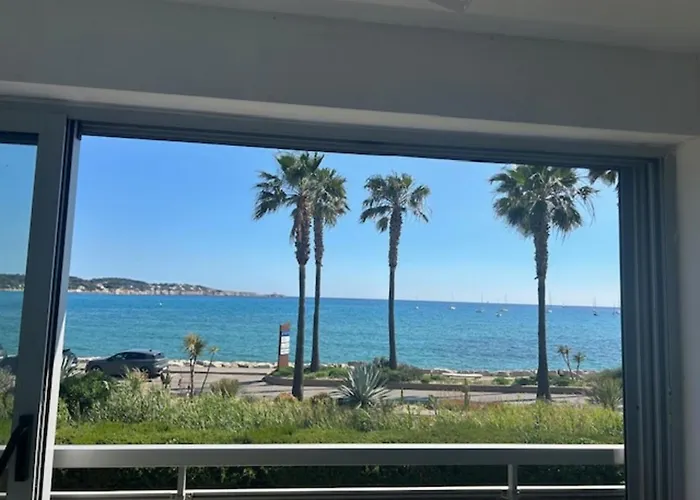Vue Mer Et A 20M De La Plage Avec Parking Marindore Bandol