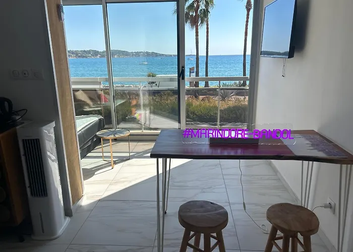 Vue Mer Et A 20M De La Plage Avec Parking Marindore Bandol