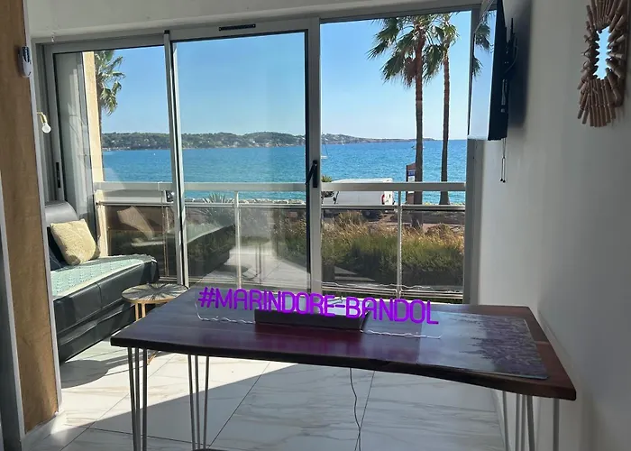 Vue Mer Et A 20M De La Plage Avec Parking Marindore Bandol